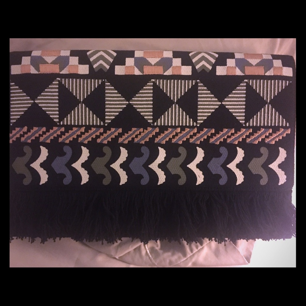 Stella & Dot Taj Clutch